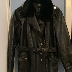 Black fur collar leather jacket / coat
